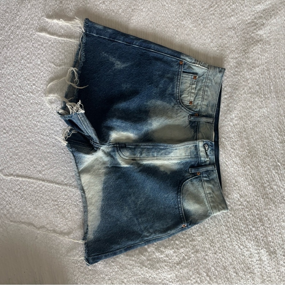 Stylish Blue Denim Women's Shorts